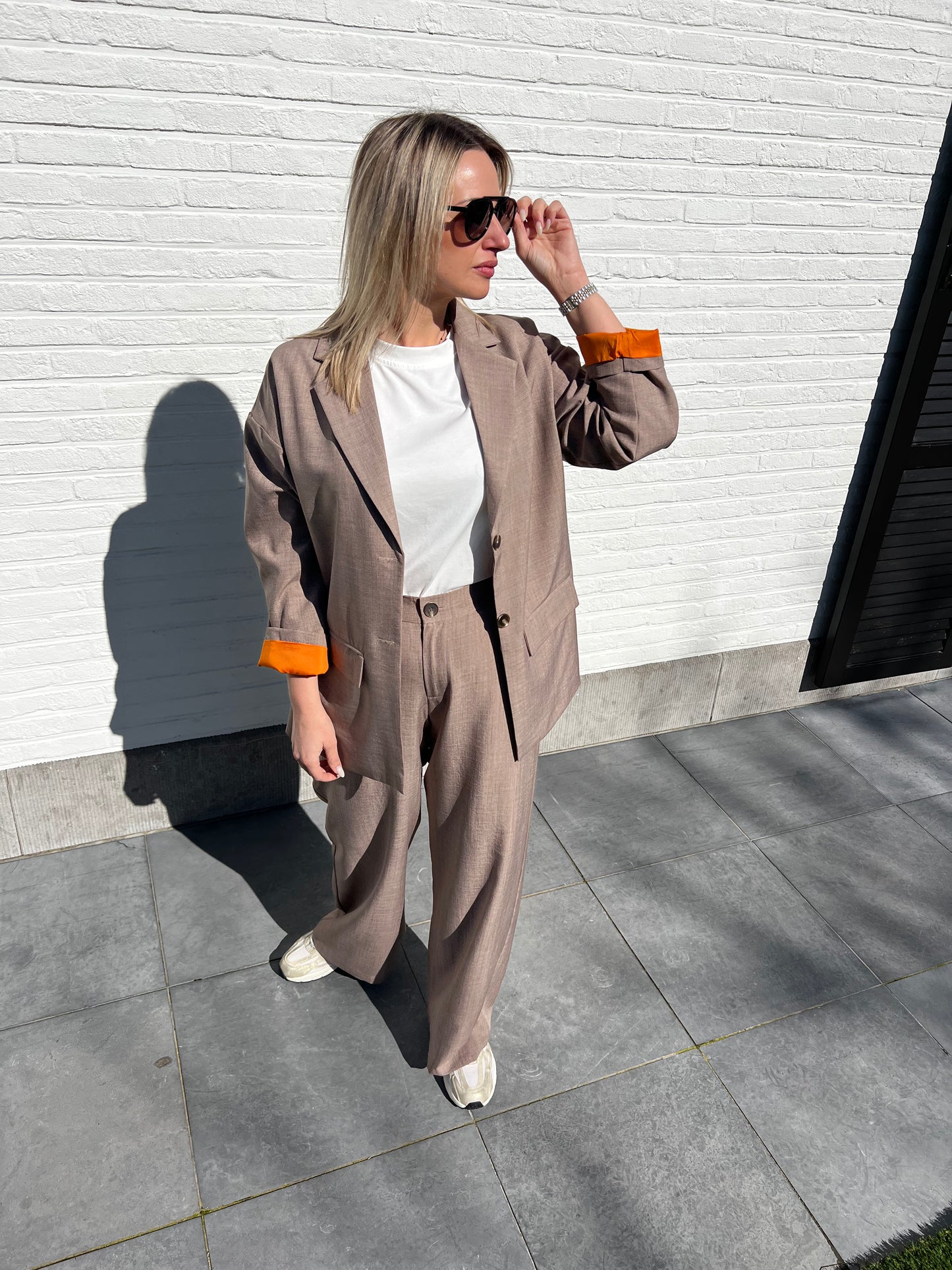 SOGGO Suit – Oversized Blazer with Matching Wide-Leg Trousers